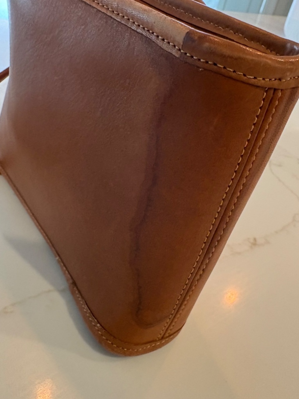 Vintage Coach Small Leather Crossbody Bag. Made in USA. British Tan Style 735-92 - Picture 6 of 7